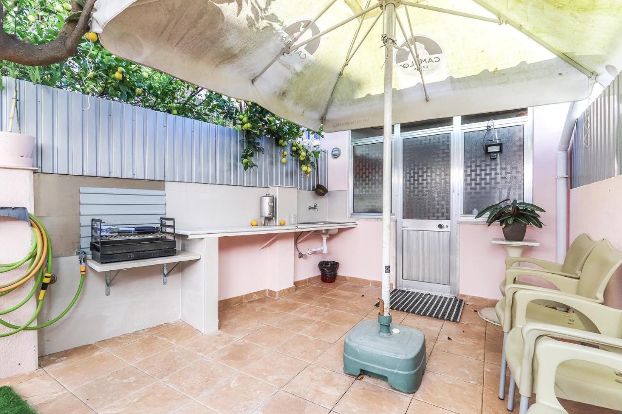 Vita Portucale ! Moscavide Casa Branca W/ Terrace Lisboa Exterior foto