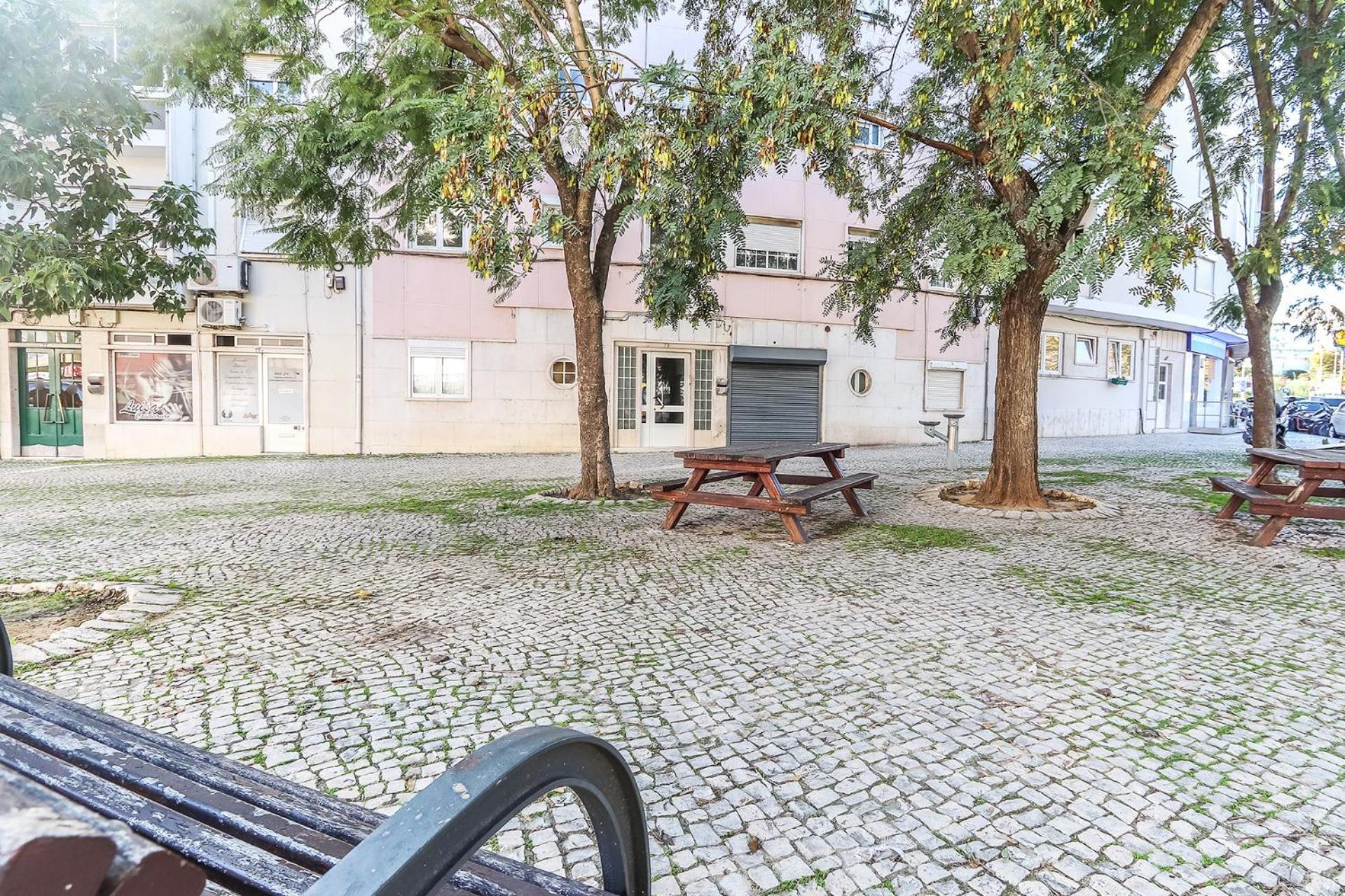 Vita Portucale ! Moscavide Casa Branca W/ Terrace Lisboa Exterior foto